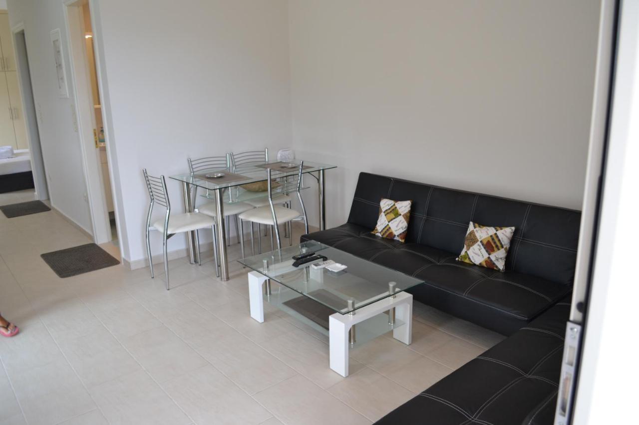 Av Apartment Áyios Nikítas Exterior photo